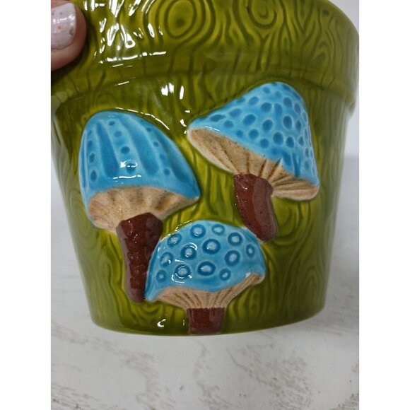Vintage 75 Ceramic Green Mushroom Design Planter Flower Pot Signed Retro Cottage - Picture 3 of 10
